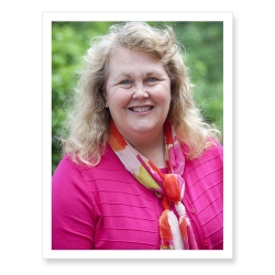IBLP Online Store: Fanny Crosby: A Dramatic Monologue Presentation